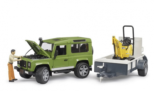 Land Rover Defender Station Wagon mit Einachsanhänger, JCB Mikrobagger 8010 CTS und Bauarbeiter